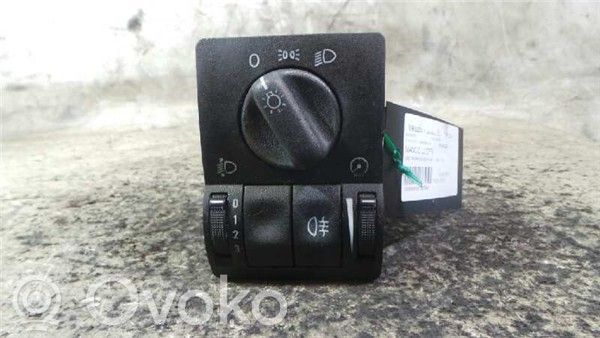 Opel Astra G Light switch 