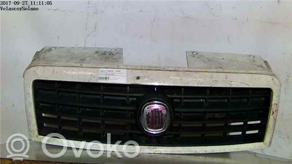 Fiat Doblo Bonnet/hood grill 