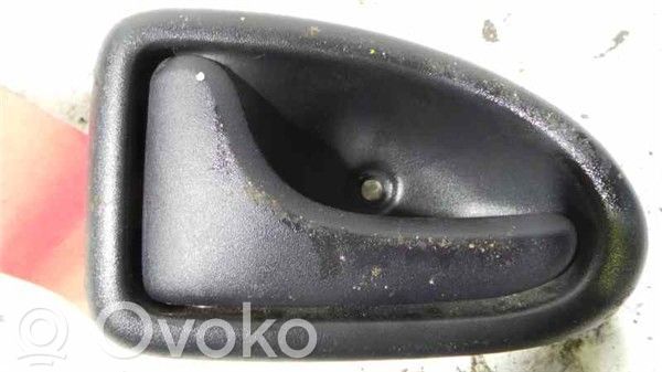 Renault Clio II Внутренняя ручка 