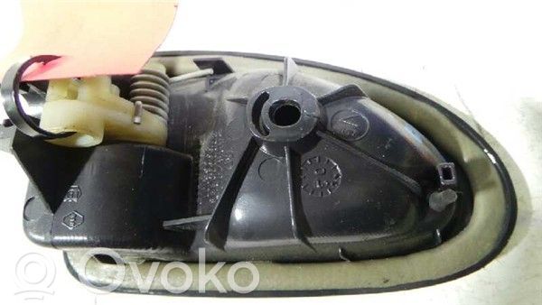 Renault Clio II Внутренняя ручка 