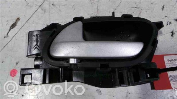 Peugeot 207 Rear door interior handle 