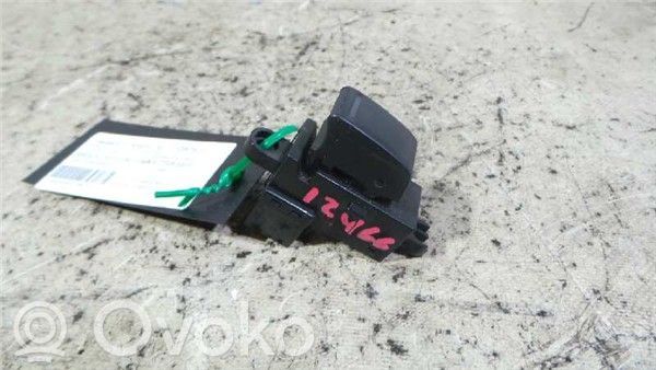 Nissan Primera Sähkötoimisen ikkunan ohjauskytkin 