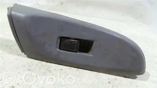 Nissan Almera N16 Sähkötoimisen ikkunan ohjauskytkin 