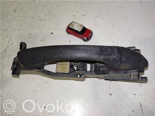 Mercedes-Benz C W203 Klamka zewnętrzna drzwi przednich 