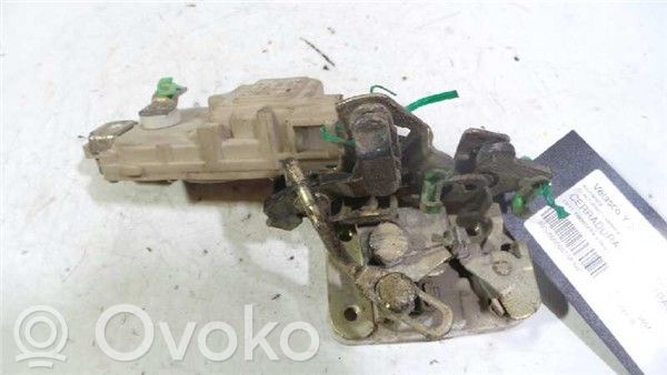 Opel Frontera A Takaoven lukko 