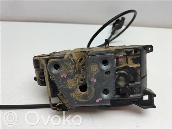 Renault Clio III Galinių durų spyna 
