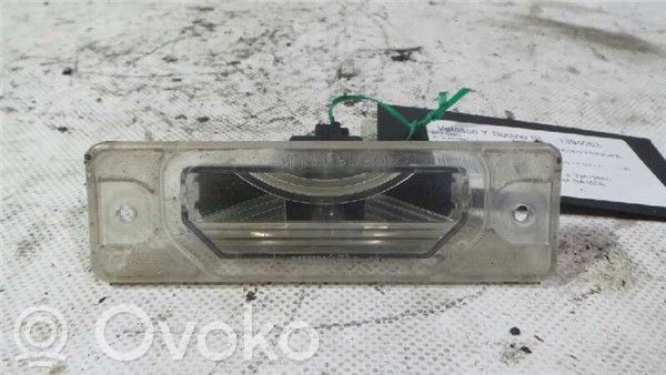 Nissan Primera Lampa oświetlenia tylnej tablicy rejestracyjnej 