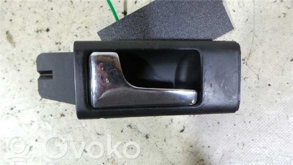Audi A6 S6 C4 4A Priekinė atidarymo rankenėlė vidinė 
