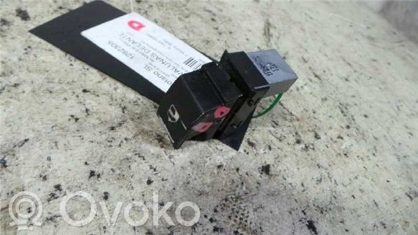 Volkswagen Golf V Electric window control switch 