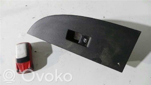 Seat Leon (1P) Electric window control switch 