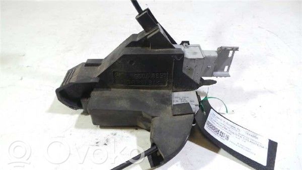 Citroen C4 I Priekšpusē slēdzene 