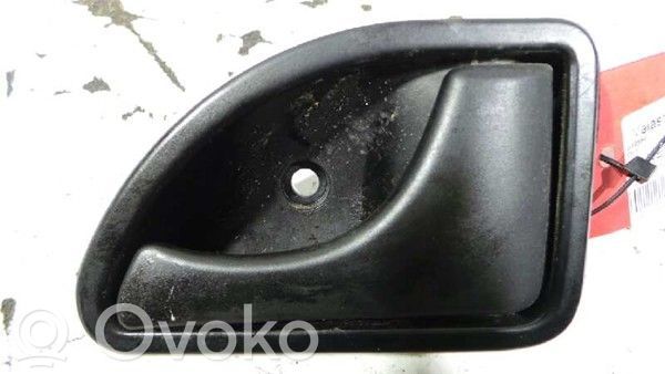 Renault Kangoo I Manecilla interna puerta delantera 