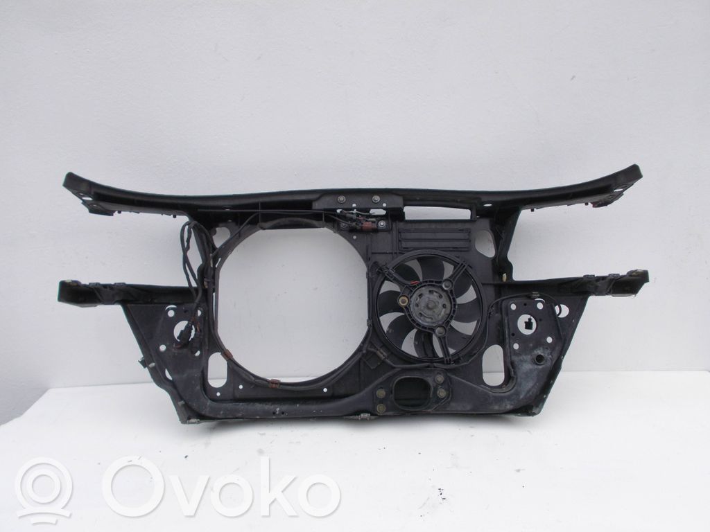 Audi A6 S6 C5 4B Radiatoru panelis 