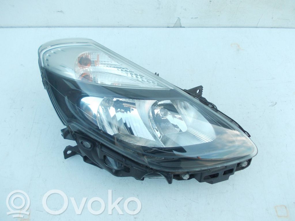 Renault Clio III Phare frontale 