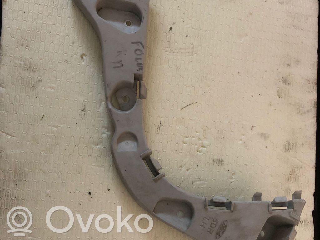 Ford Focus ST Soporte de montaje del parachoques trasero 