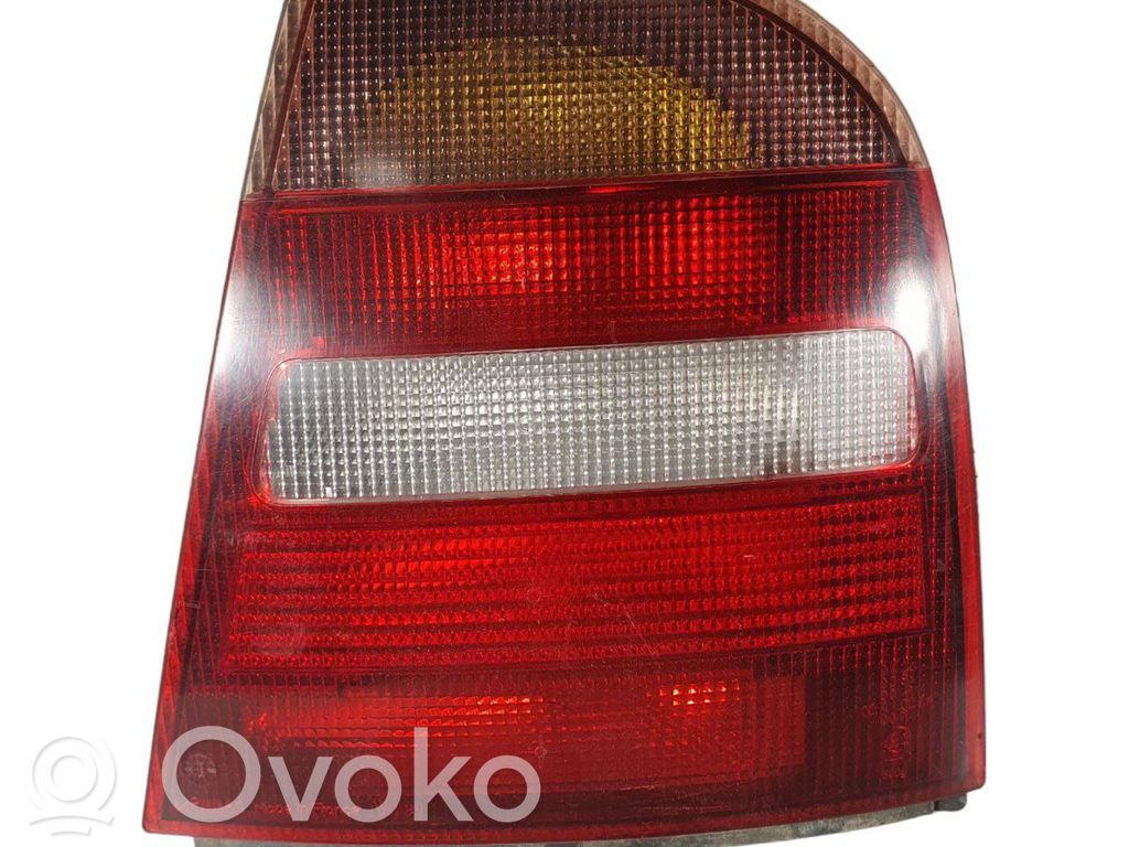 Skoda Octavia Mk1 (1U) Lampa tylna 