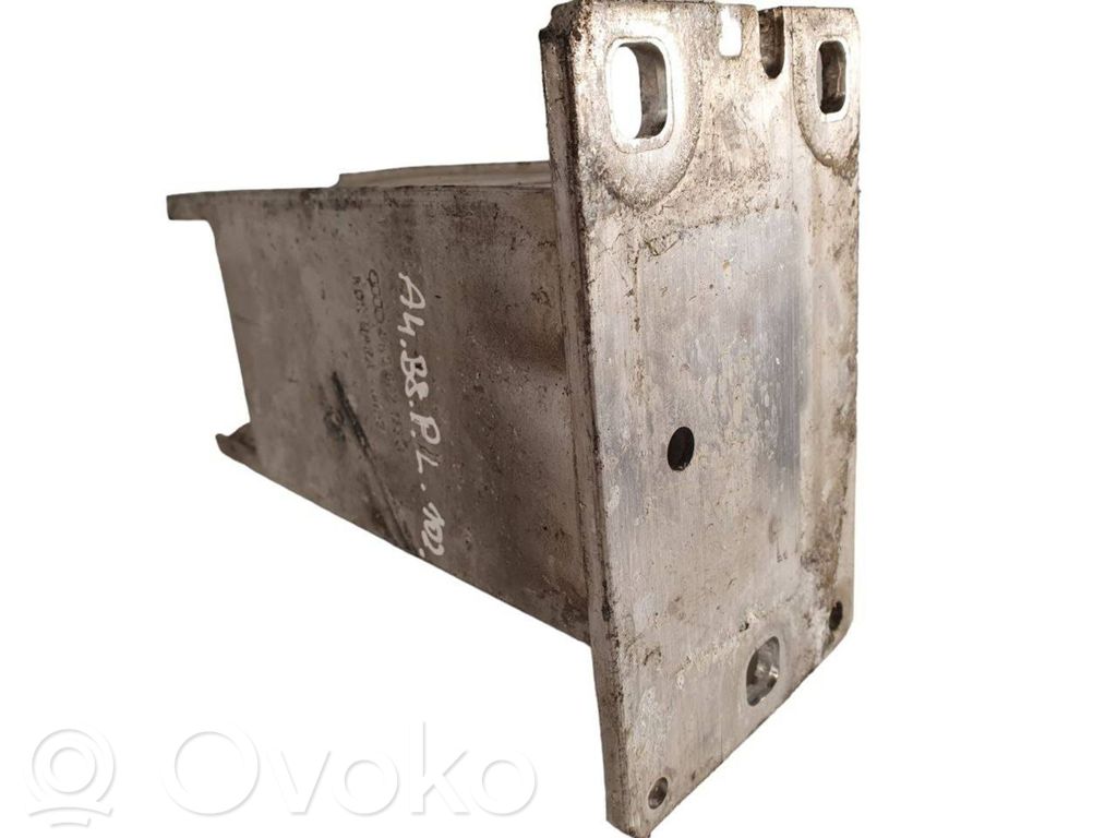 Audi A4 S4 B8 8K Etupuskurin poikittaistuki 