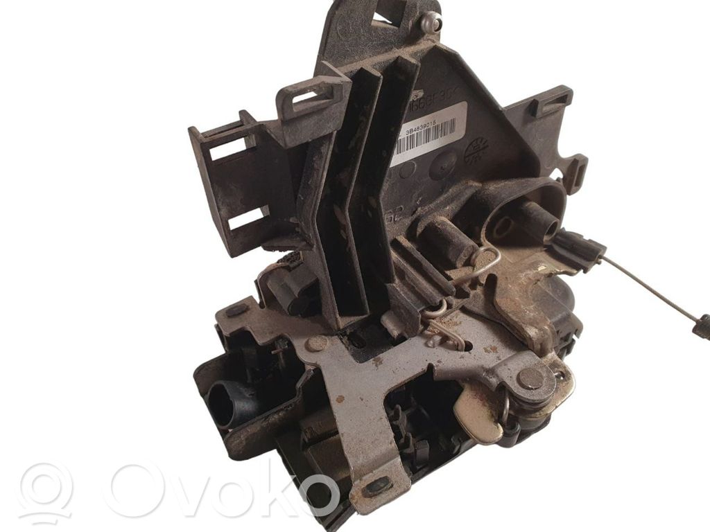 Volkswagen Polo Zamek drzwi przednich 
