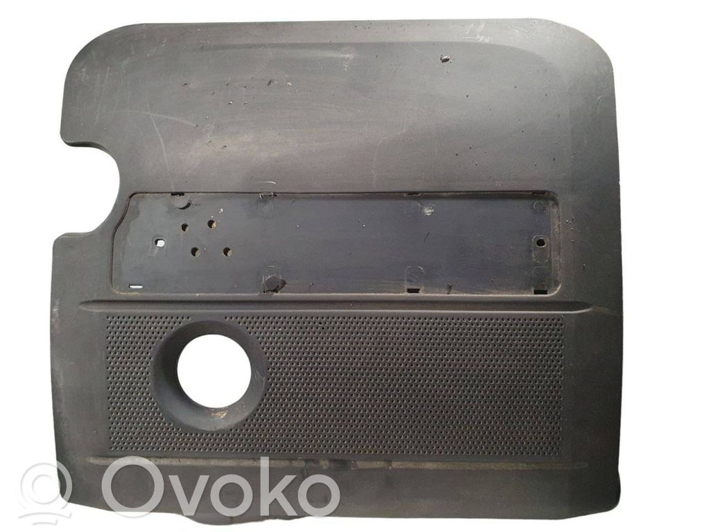 Volkswagen Golf IV Motorabdeckung 
