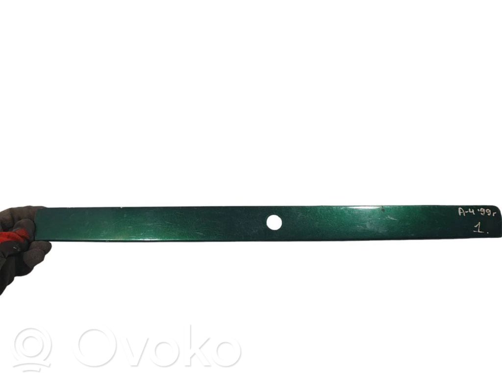 Audi A4 S4 B5 8D Garniture de hayon 
