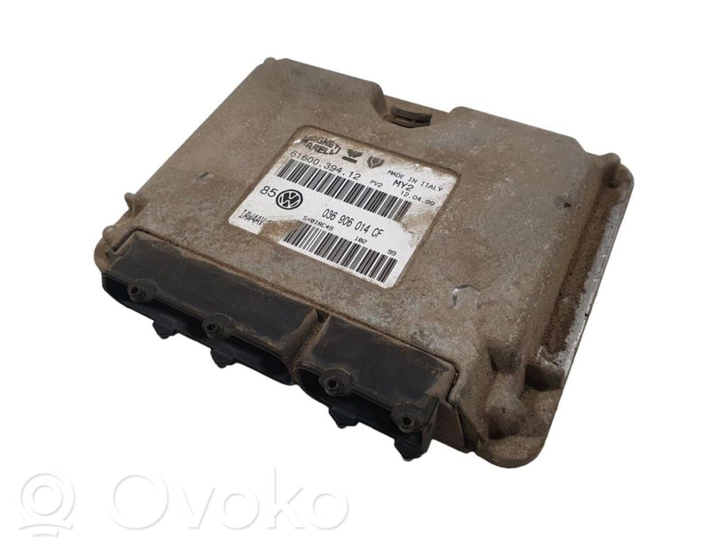 Volkswagen Golf IV Engine control unit/module 