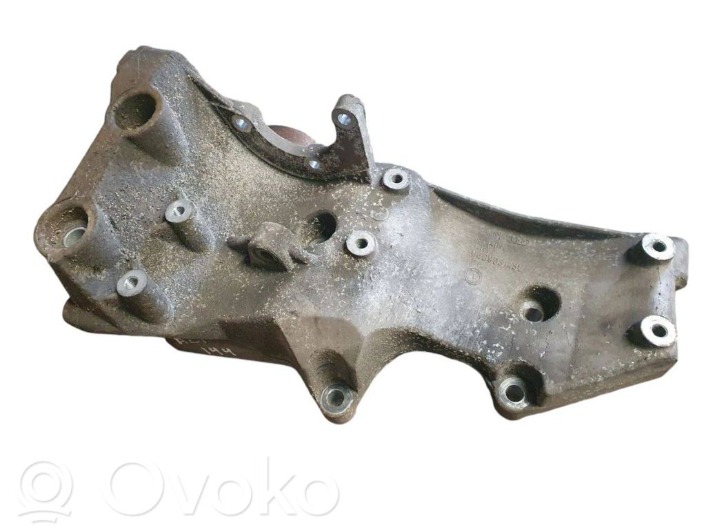 Audi A4 S4 B6 8E 8H Soporte del alternador 
