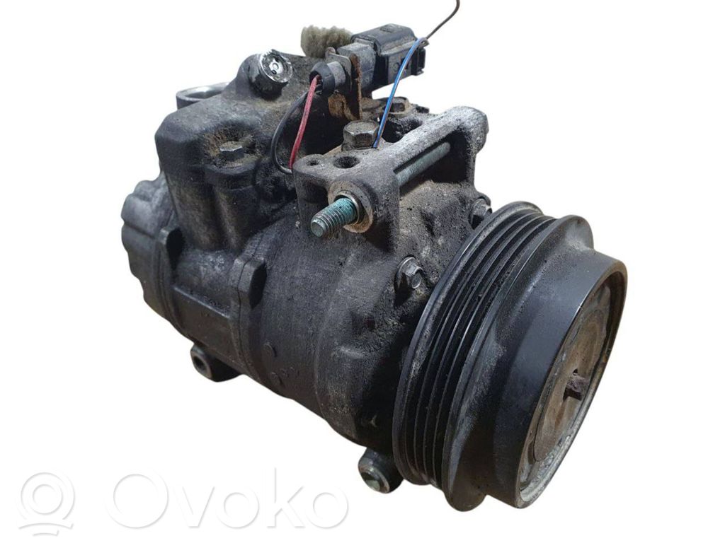 Audi A4 S4 B7 8E 8H Kompresor / Sprężarka klimatyzacji A/C 