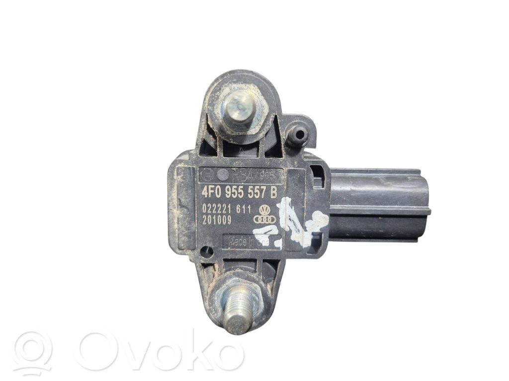 Airbagsensor Crashsensor Drucksensor   4F0955557B,201009,022221611