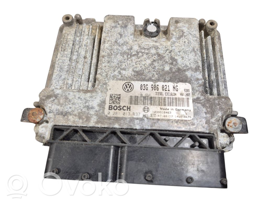 Volkswagen PASSAT B6 Engine control unit/module 
