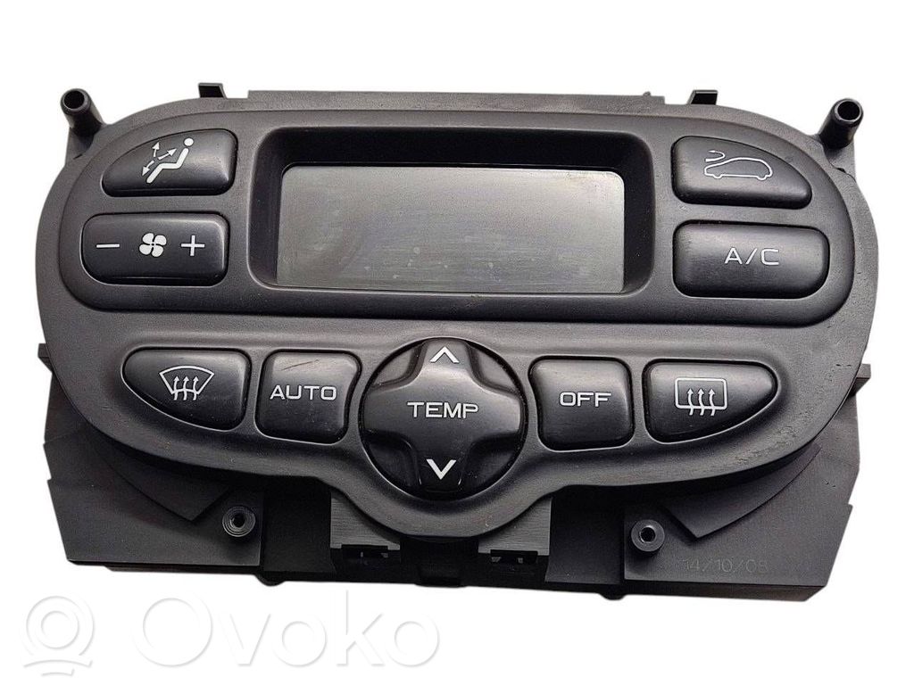 Peugeot 206+ Climate control unit 