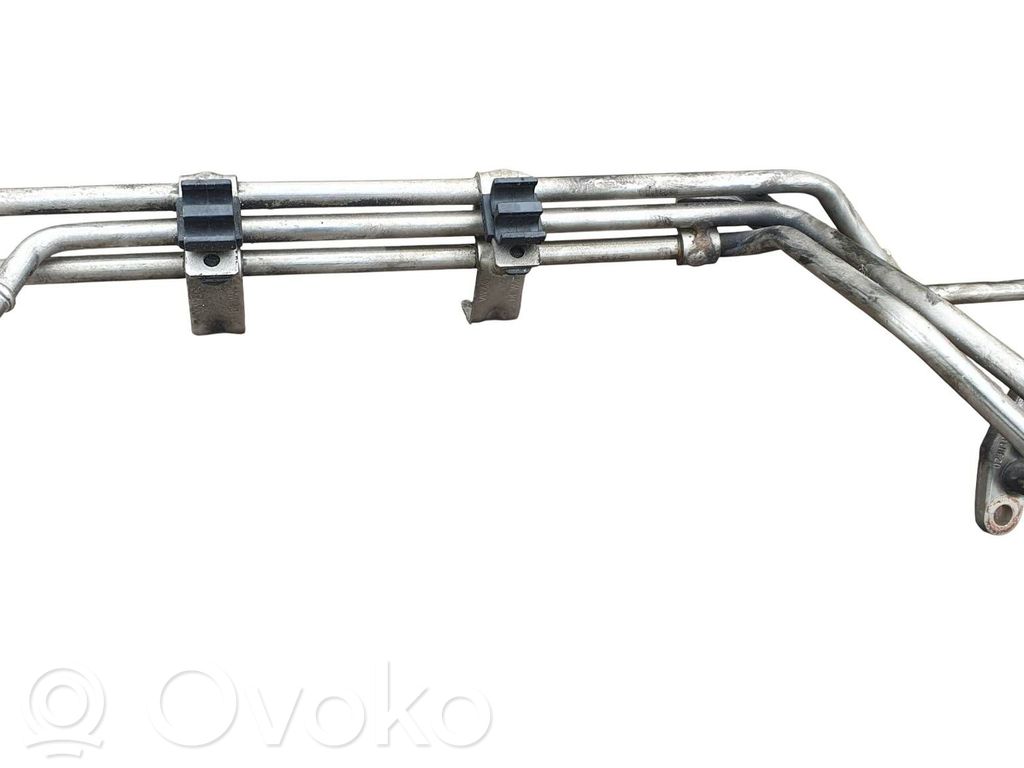 Volkswagen Golf VI Polttoaineputki 