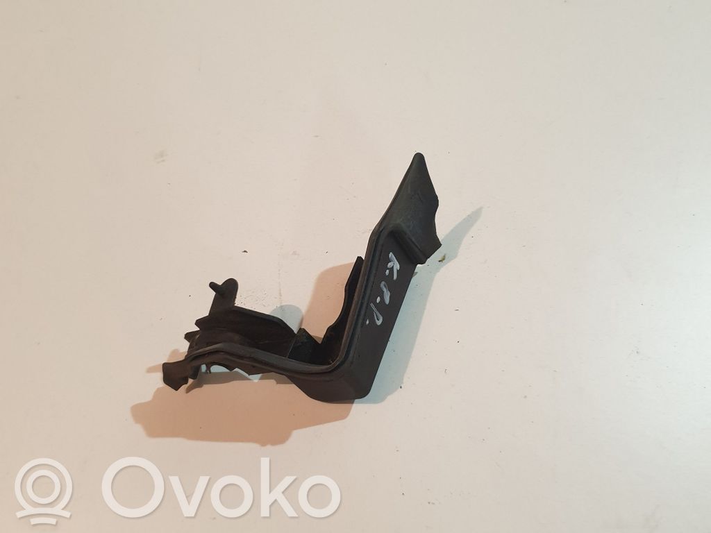 BMW 1 E81 E87 Engine compartment rubber 