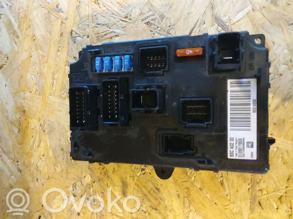 Peugeot 407 Módulo de fusible 