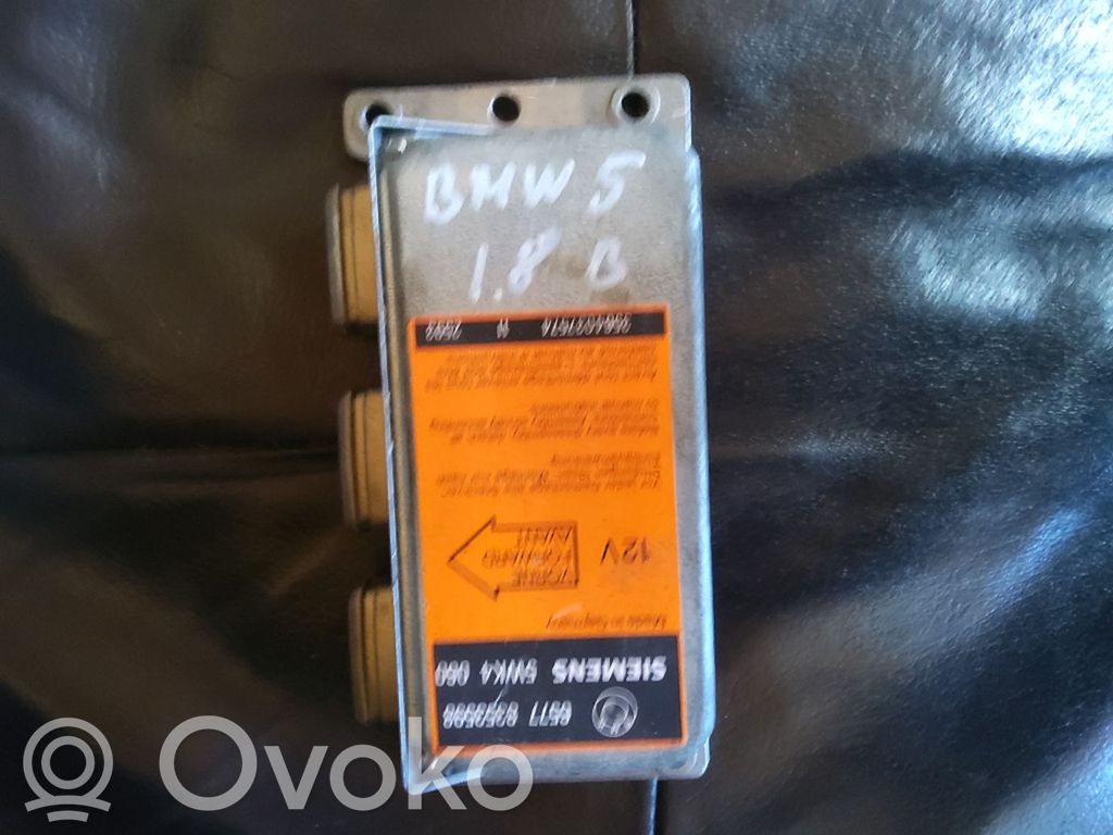 BMW 5 E34 Airbag control unit/module 