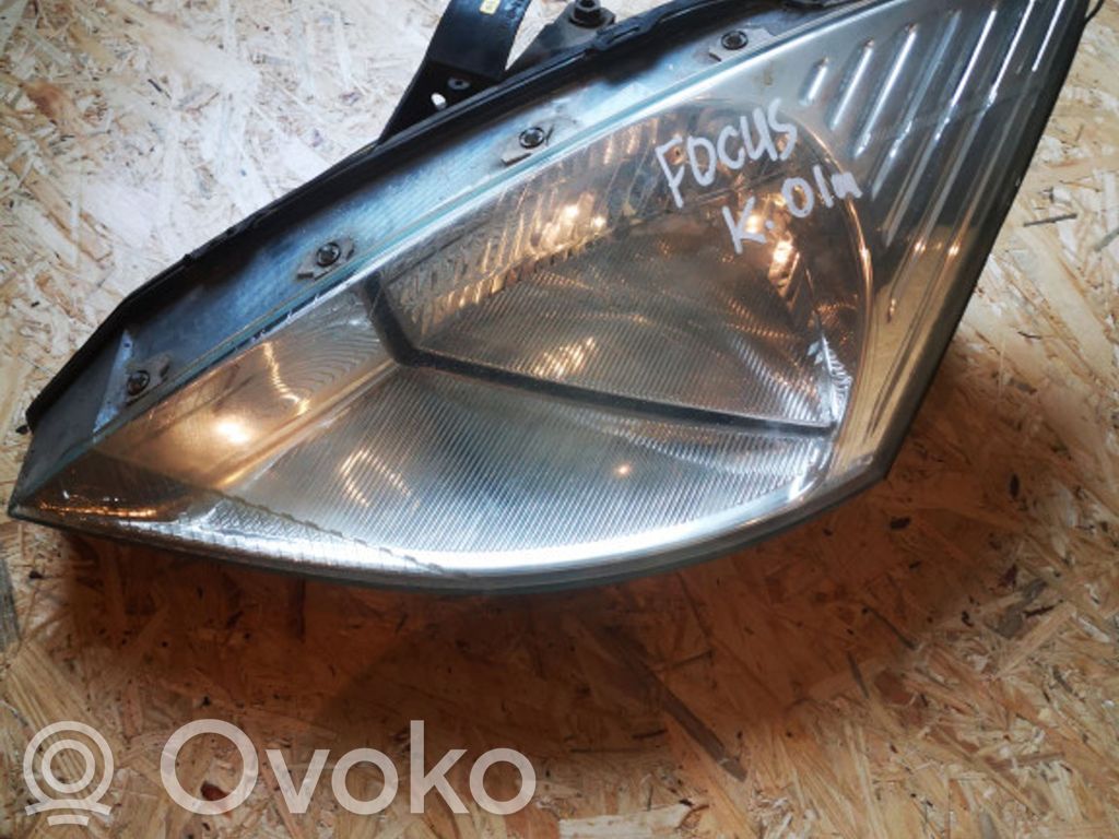 Ford Focus Priekinis žibintas 