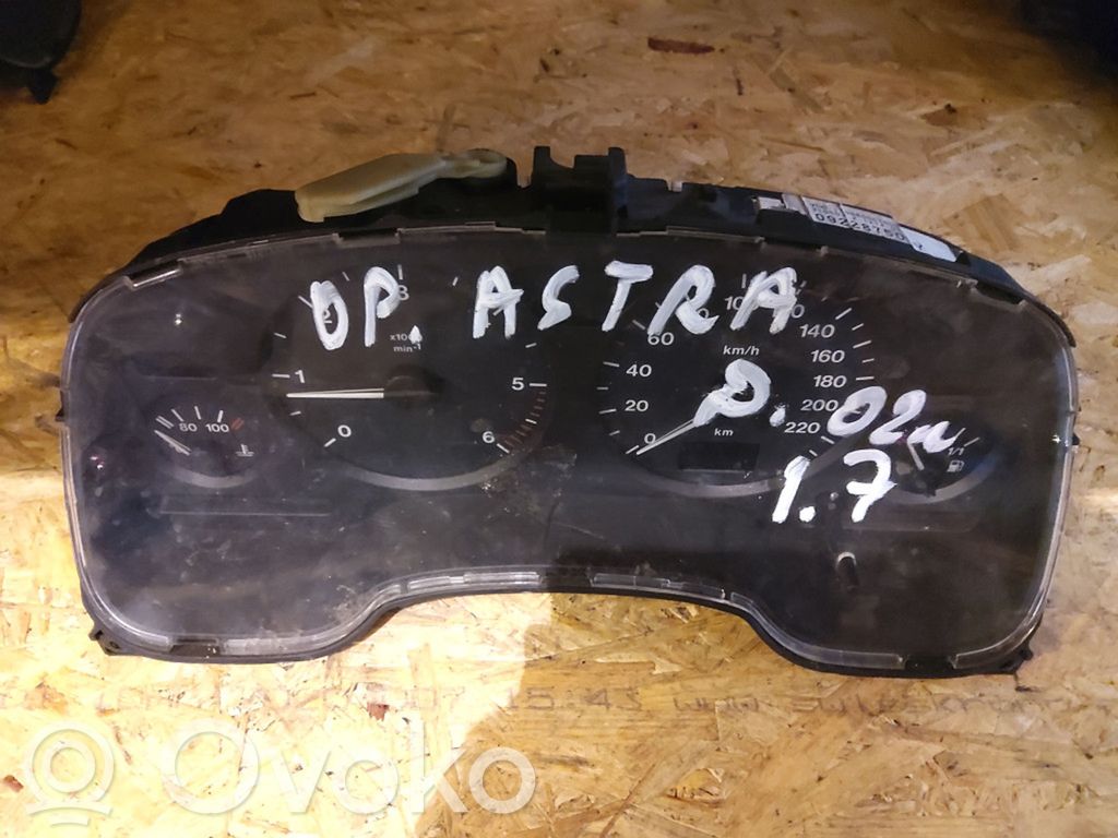 Opel Astra G Спидометр (приборный щиток) 