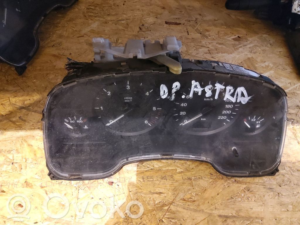 Opel Astra G Спидометр (приборный щиток) 