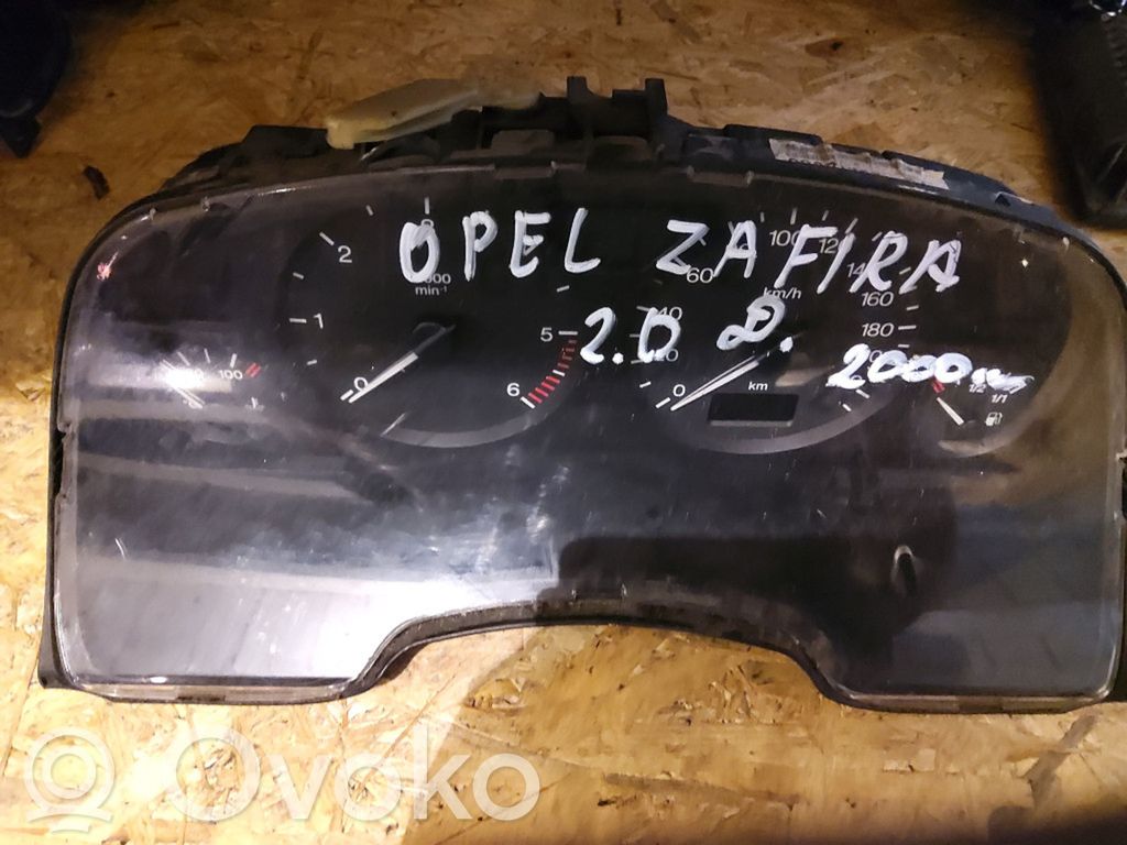 Opel Zafira A Licznik / Prędkościomierz 