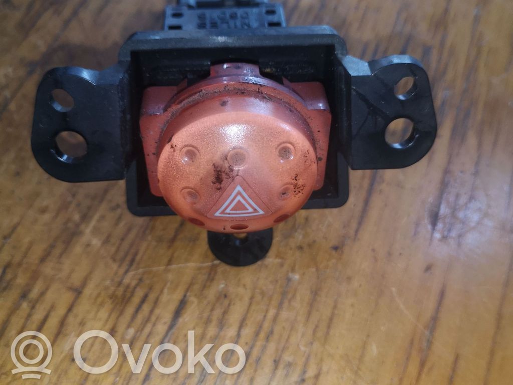 Nissan Almera Tino Hazard light switch 