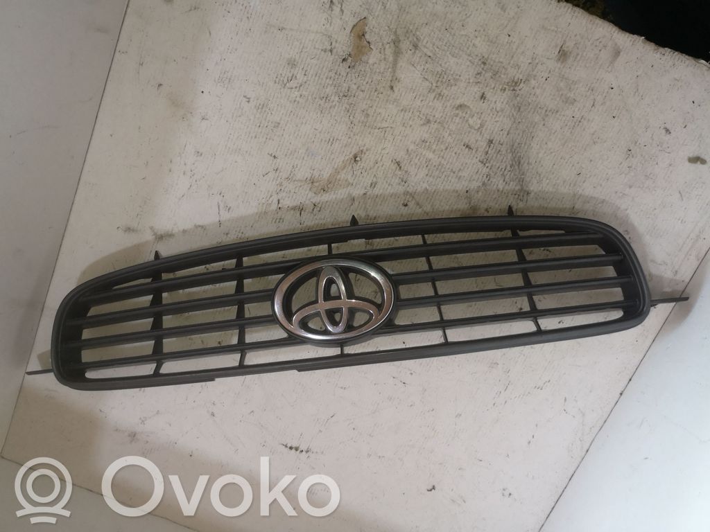 Toyota Corolla E110 Front bumper upper radiator grill 