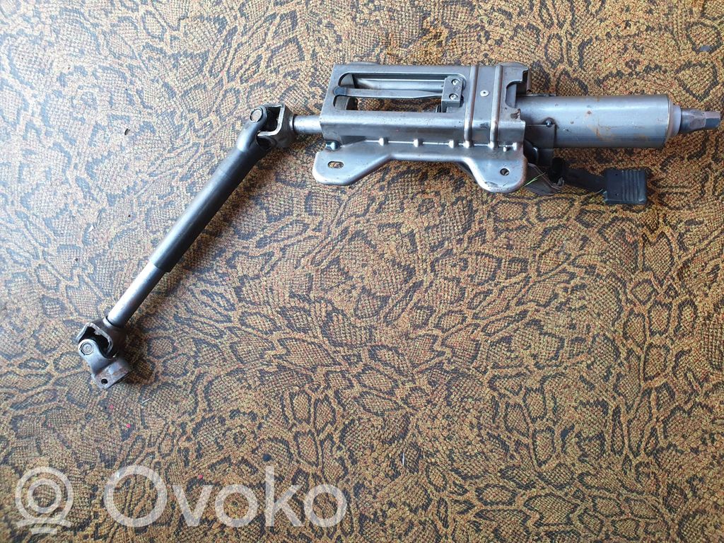 Mazda 2 Vairo rato ašis 