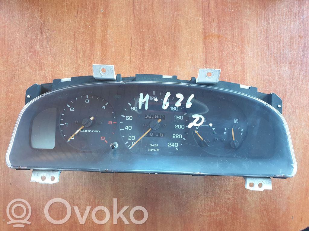 Mazda 626 Speedometer (instrument cluster) 