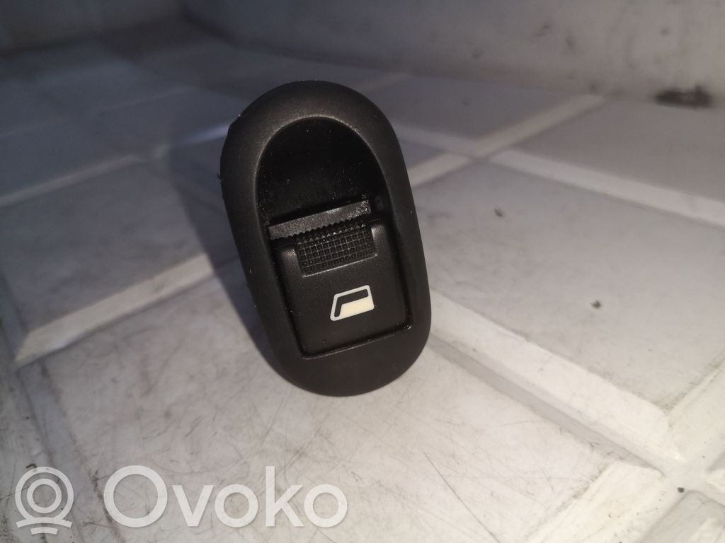 Citroen C3 Electric window control switch 