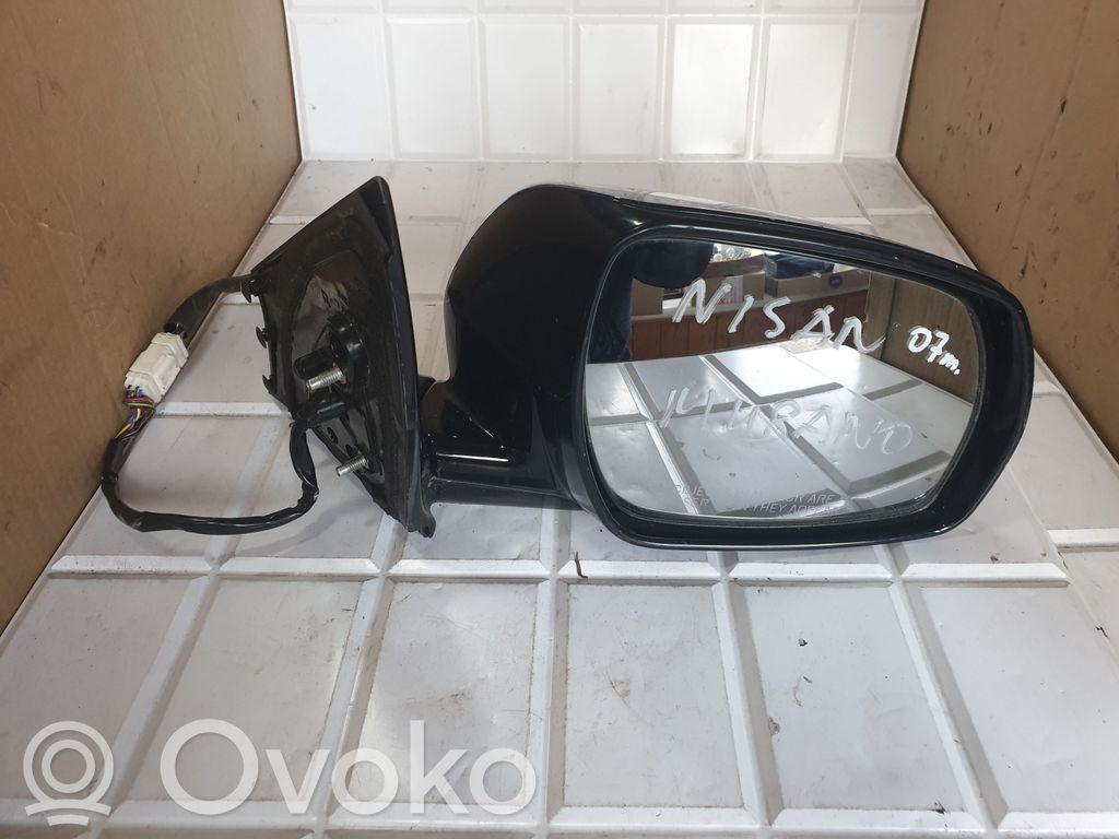 Nissan Murano Z50 Front door electric wing mirror 