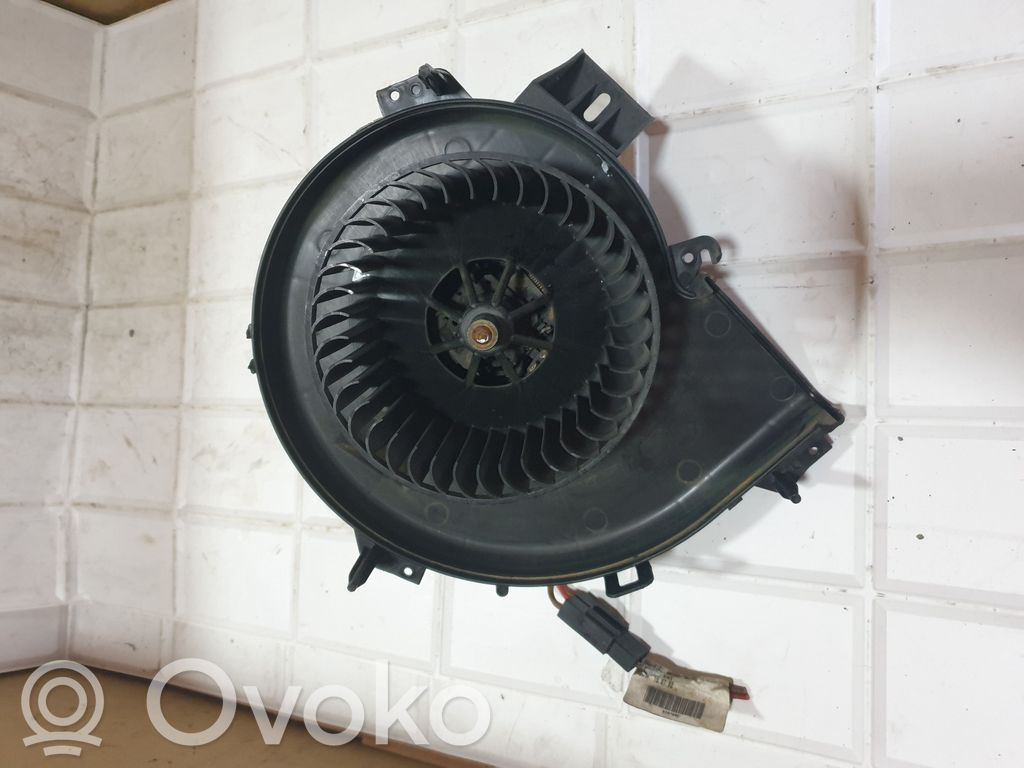 Opel Corsa C Mazā radiatora ventilators 