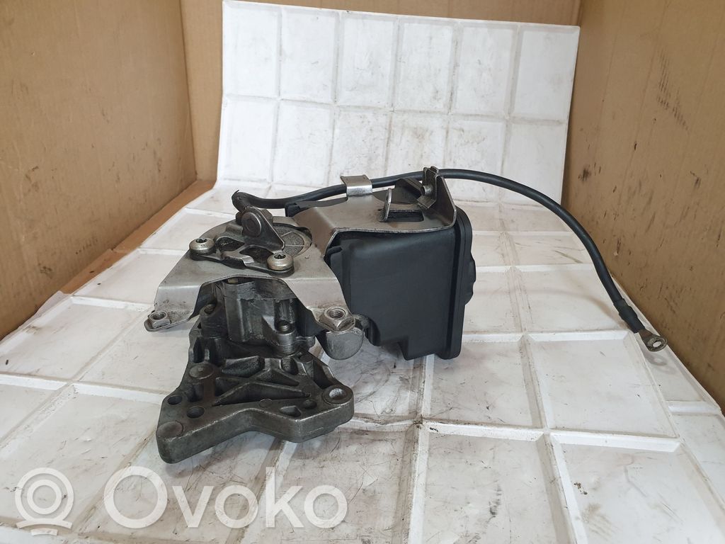 Power steering pump   91208