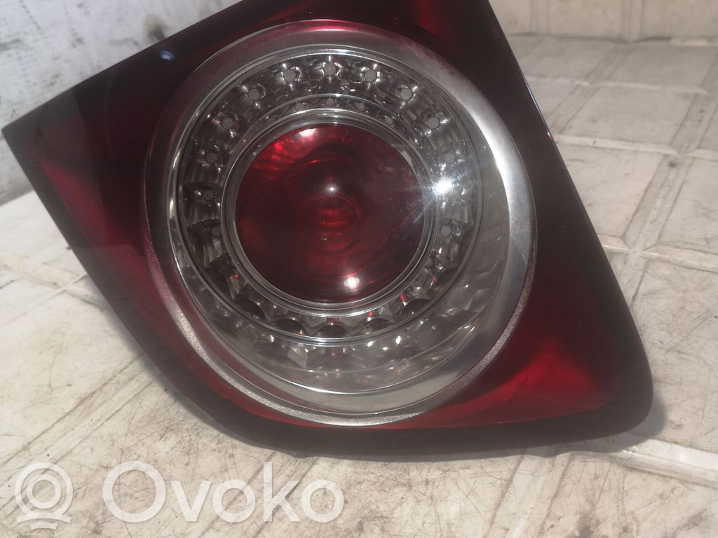 Volkswagen Golf Plus Lampy tylnej klapy bagażnika 