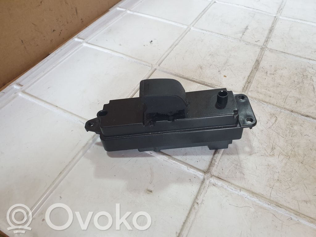 Mazda 6 Electric window control switch 