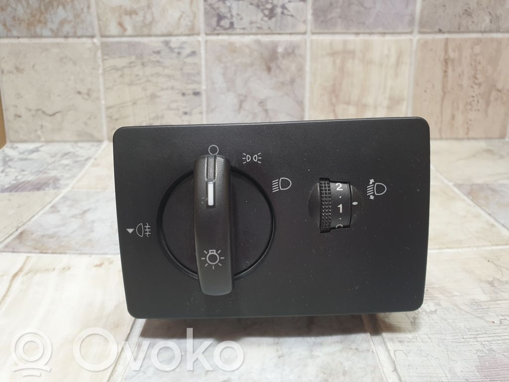 Ford Fiesta Light switch 