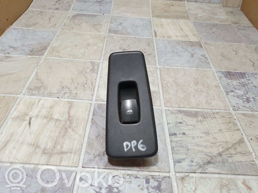 Chrysler Pacifica Electric window control switch 